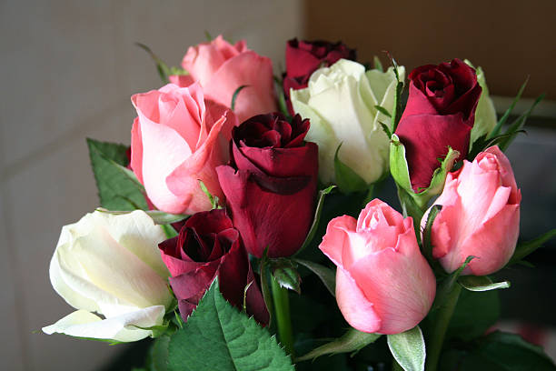istock Bouquet of Roses 474599252