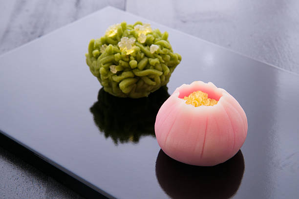 японский sweet - wagashi стоковые фото и изображения