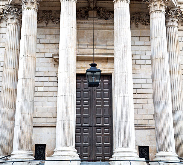 istock st paul cathedral in london england old construction and religio 474620286