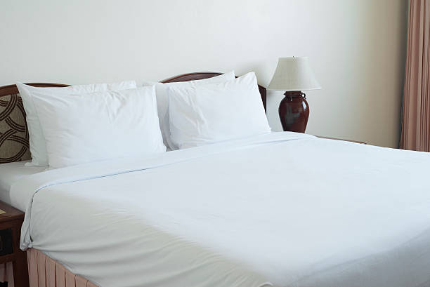 111,900+ White Sheet Stock Photos, Pictures & Royalty-Free Images - iStock