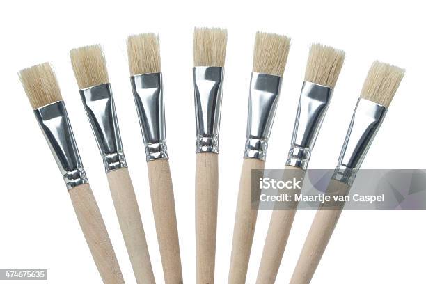 Foto de Sete Limpar Paintbrushes Em Formato De Leque Isolada e mais fotos de stock de Leque