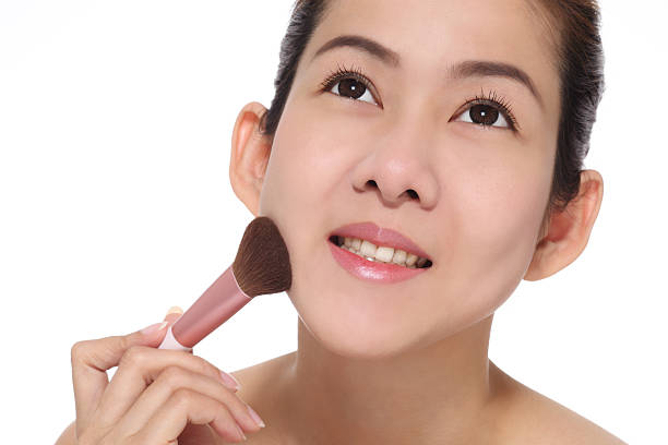 istock asian girl make up 474678543