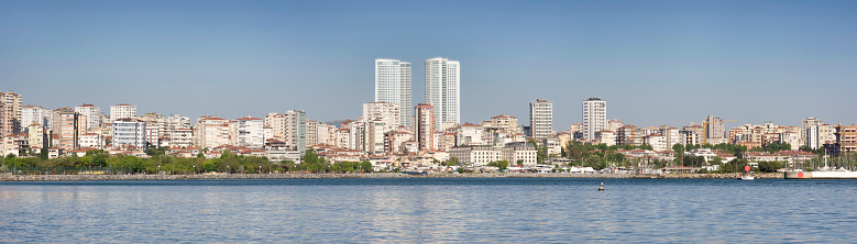 Vista panorámica de Fenerbahce (Kalamis), Estambul, Turquía photo