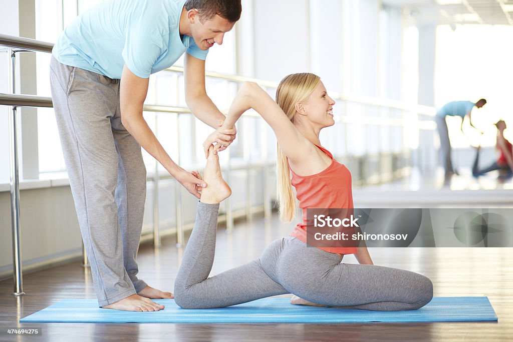 Profesor de Yoga - Foto de stock de Actividad libre de derechos