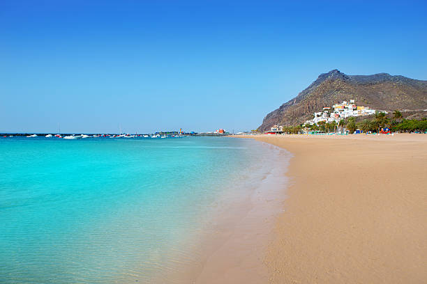 praia las teresitas em santa cruz de tenerife norte - teresitas imagens e fotografias de stock