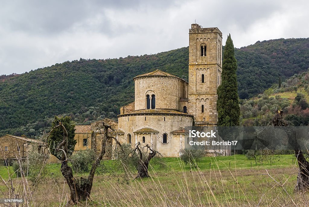 Abbey of Sant Antimo, Italy The Abbey of Sant Antimo is a former Benedictine monastery in the comune of Montalcino, Tuscany. 2015 Stock Photo