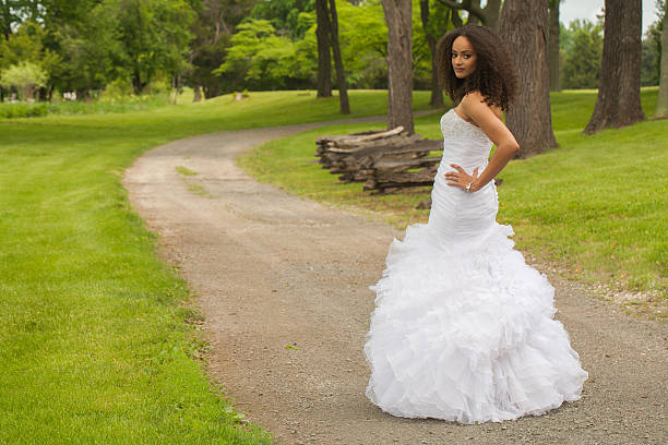 istock Beautiful bride with frizzy hair 474720626