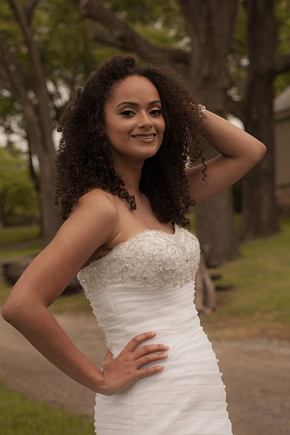 istock Beautiful bride with frizzy hair 474720630