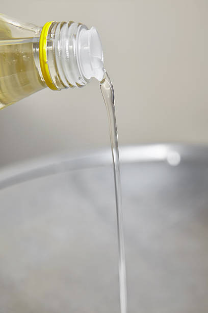 istock Pouring cooking oil 474803184