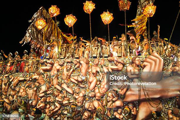 Carnaval No Rio De Janeiro - Fotografias de stock e mais imagens de Abstrato - Abstrato, Adulto, Ao Ar Livre