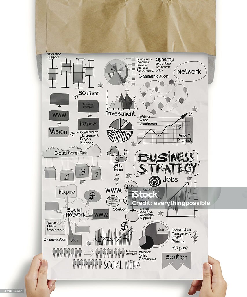 Руки drawn бизнес-стратегии на фоне Мятая бумага - Стоковые фото Бизнес роялти-фри
