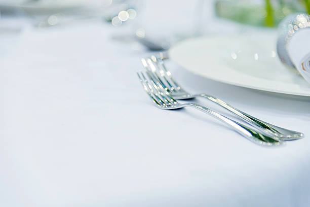 disposición de mesas - restaurant tablecloth fotografías e imágenes de stock