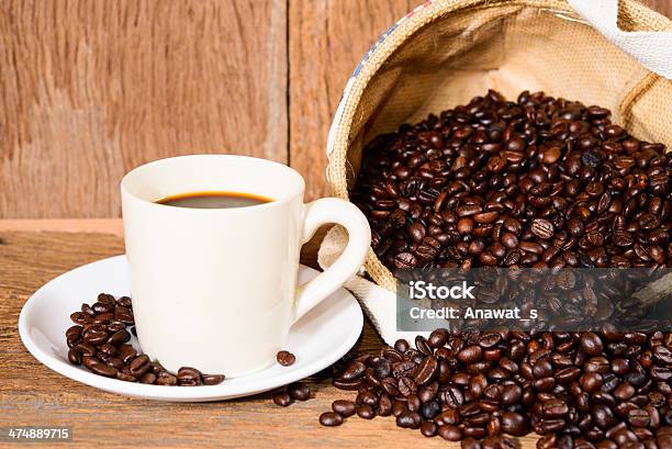 Kawa - zdjęcia stockowe i więcej obrazów Brązowy - Brązowy, Espresso, Filiżanka