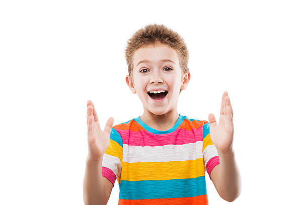 istock Amazed or surprised child boy showing large size 474924154