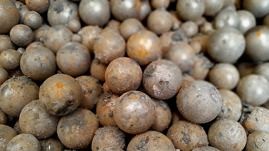 balls cast in alloy steel for grinding ores
