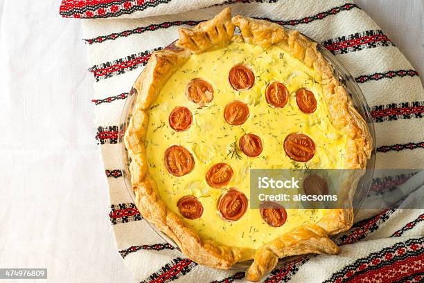 Rústico Bolo De Queijo - Fotografias de stock e mais imagens de Aipo - Aipo, Almoço, Amarelo