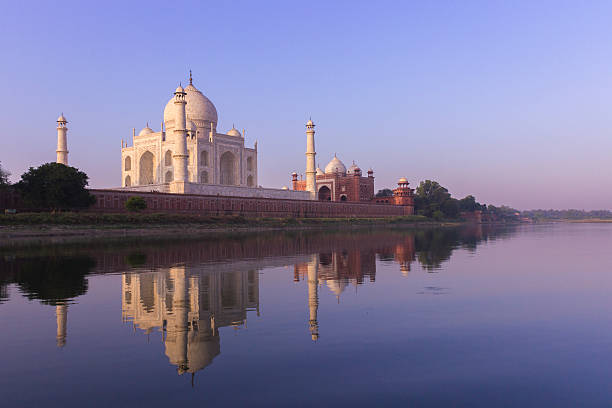 istock Taj Mahal sunrise with reflections 474999310