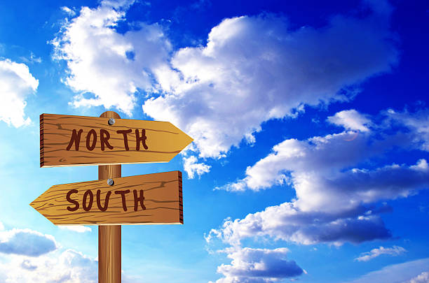 istock Choose direction in front of two decided 475001566