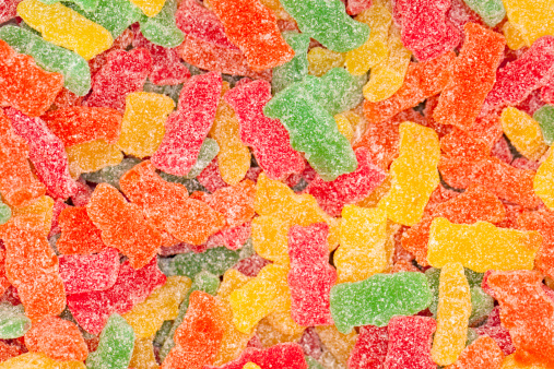 Sour gummy bear candy