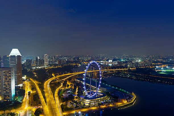 istock Singaporean Giant Wheel 475005460