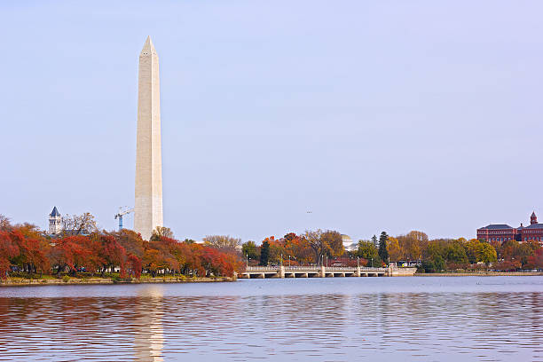 istock Colorful reflections in waters of Tidal Basin in fall. 475011724