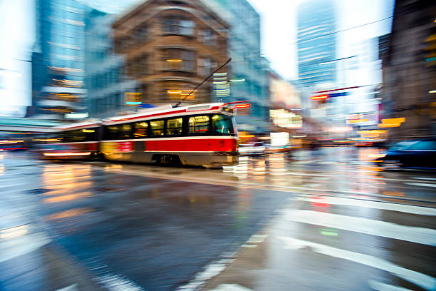 straßenbahn in toronto - urban scene street car nobody stock-fotos und bilder