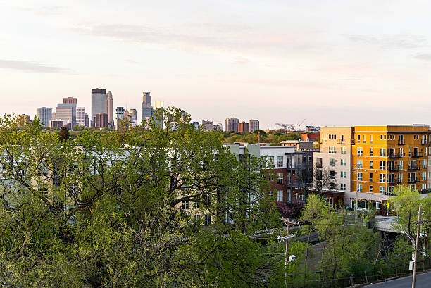 istock Treetop View from Uptown Minneapolis, View of Downtown. 475017748