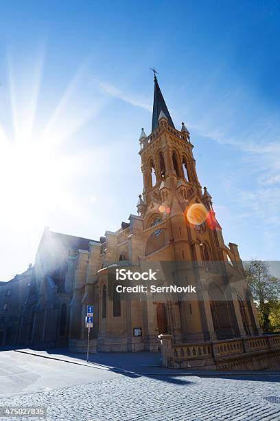 St Peter Und Paolo Chiesa Di Berna - Fotografie stock e altre immagini di Ambientazione esterna - Ambientazione esterna, Architettura, Asfalto