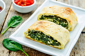 strudel with spinach and ricotta