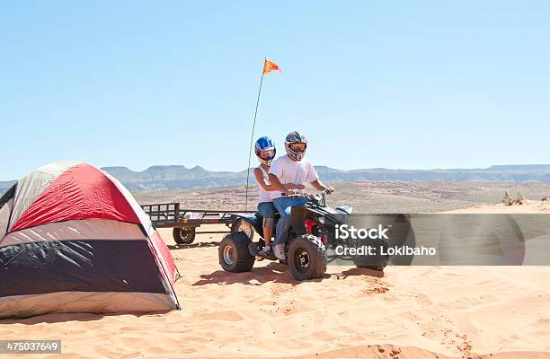 Pronto Per Andare Atving Sulle Dune - Fotografie stock e altre immagini di 4x4 - 4x4, Adulto, Ambientazione esterna