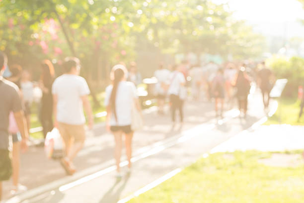 istock blurred city and people urban scene 475037988