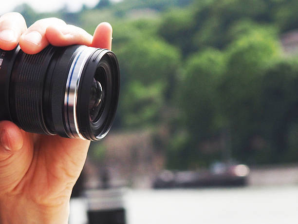 istock photographer in action 475038166