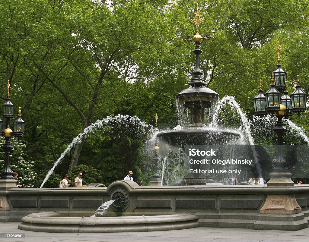 Fountain City Hall Park, Lower Manhattan. - Foto de stock de Agua libre de derechos