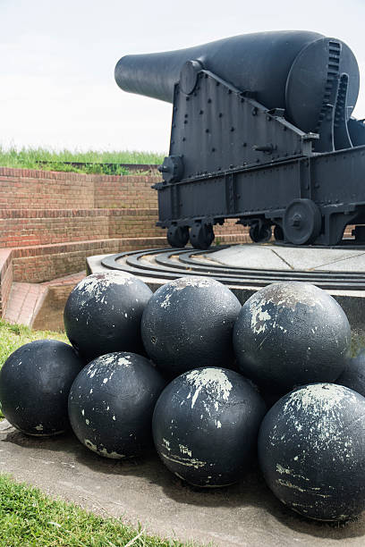 istock Fort McHenry Civil War Cannon And Cannonballs 475046242