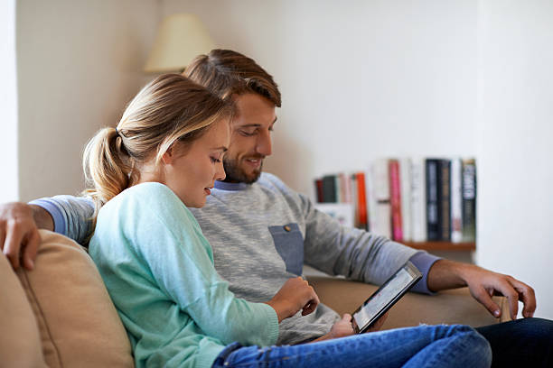 istock Wiling away the afternoon online 475058658
