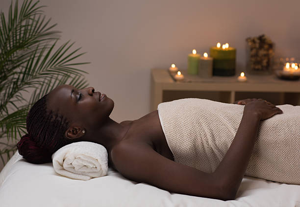 istock Spa Woman in Beauty Salon 475063192