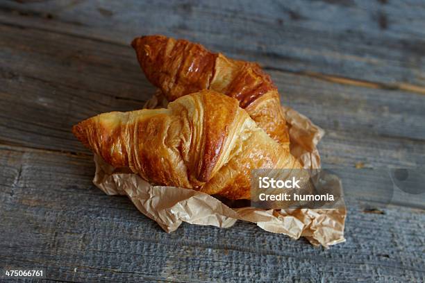 Französische Croissants Crescents Stockfoto und mehr Bilder von Backen - Backen, Bauholz-Brett, Braun