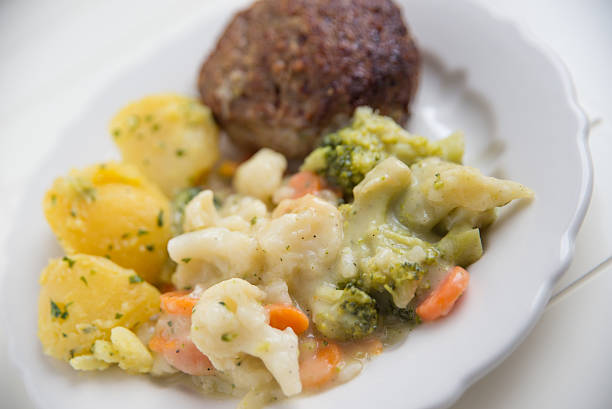 istock grilled beef meatball with potatoes and vegetables 475069774