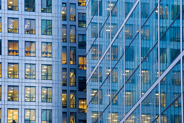 istock Business Office building in London, England 475080568