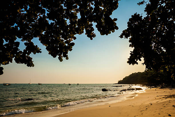 istock Tropical sunrise in Sihanoukville 475084592