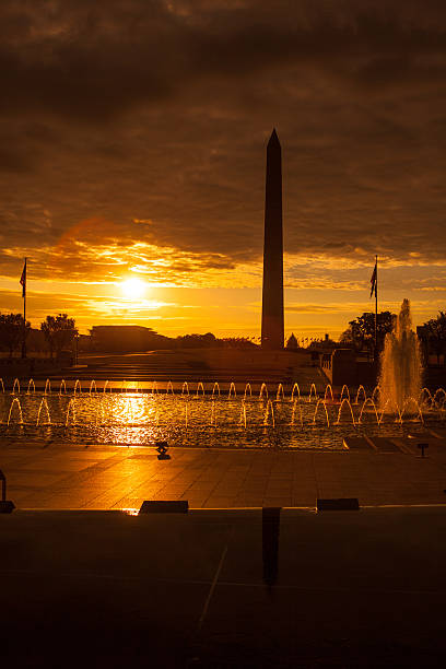 istock WW II Memorial and Washington Monument at sunrise. 475091972