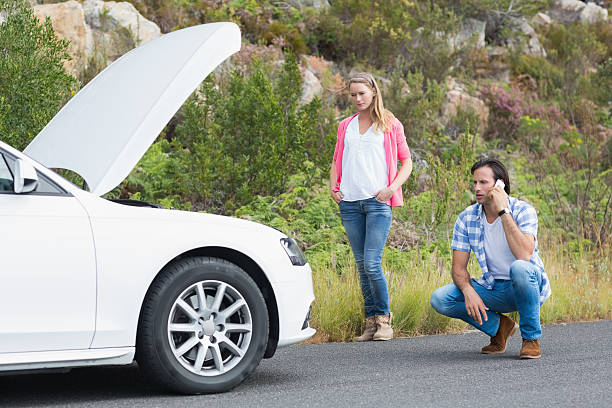istock Couple after a car breakdown 475095352