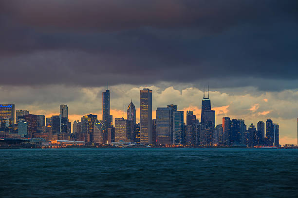 istock Chicago Skyline at dusk 475112524