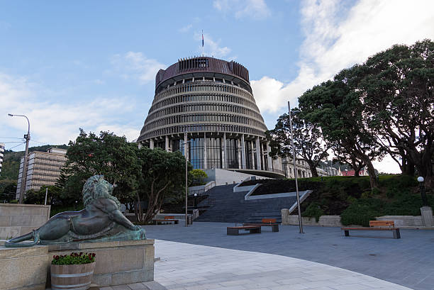Beehive Wellington Beehive Wellington beehive new zealand stock pictures, royalty-free photos & images