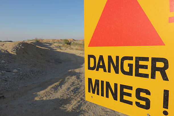 istock Landmines sign 475153994