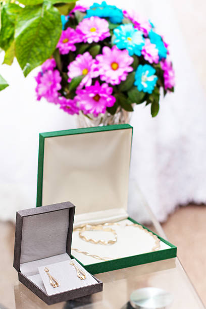 istock Elegant luxury bridal earrings 475160180