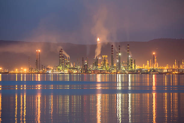 istock Factory fog and smoke 475163270