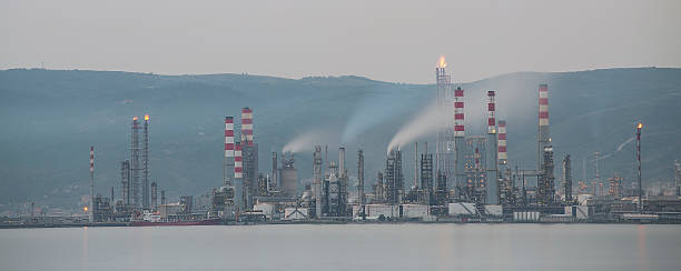 istock Factory fog and smoke 475175870