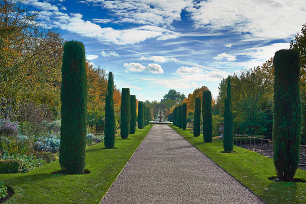 istock Regent Park in Camden, London 475185539