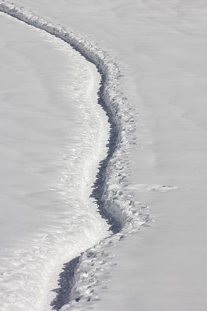 istock To leave one's marks, Track in Snow, Footprints, Winter Scenery 475186759